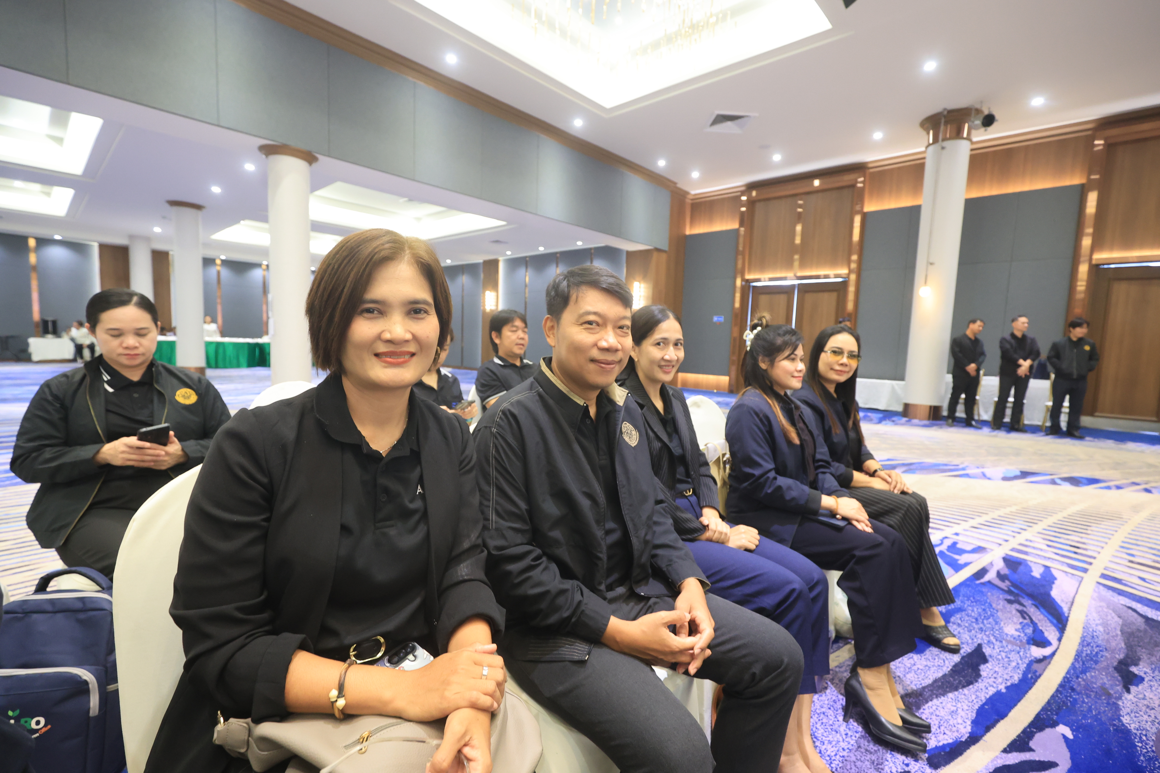 title - เลขาฯ ส.ป.ก. ประชุมเข้ม! 